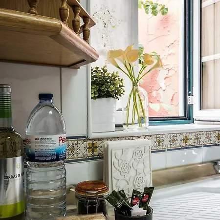 Santos Typical And Cosy 아파트 리스본