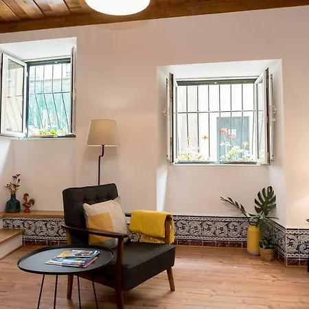 Santos Typical And Cosy * 리스본