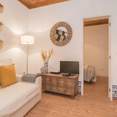 Santos Typical And Cosy 아파트 리스본